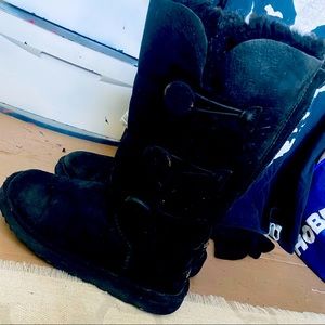 Ugg boot ( price is Negotiable)